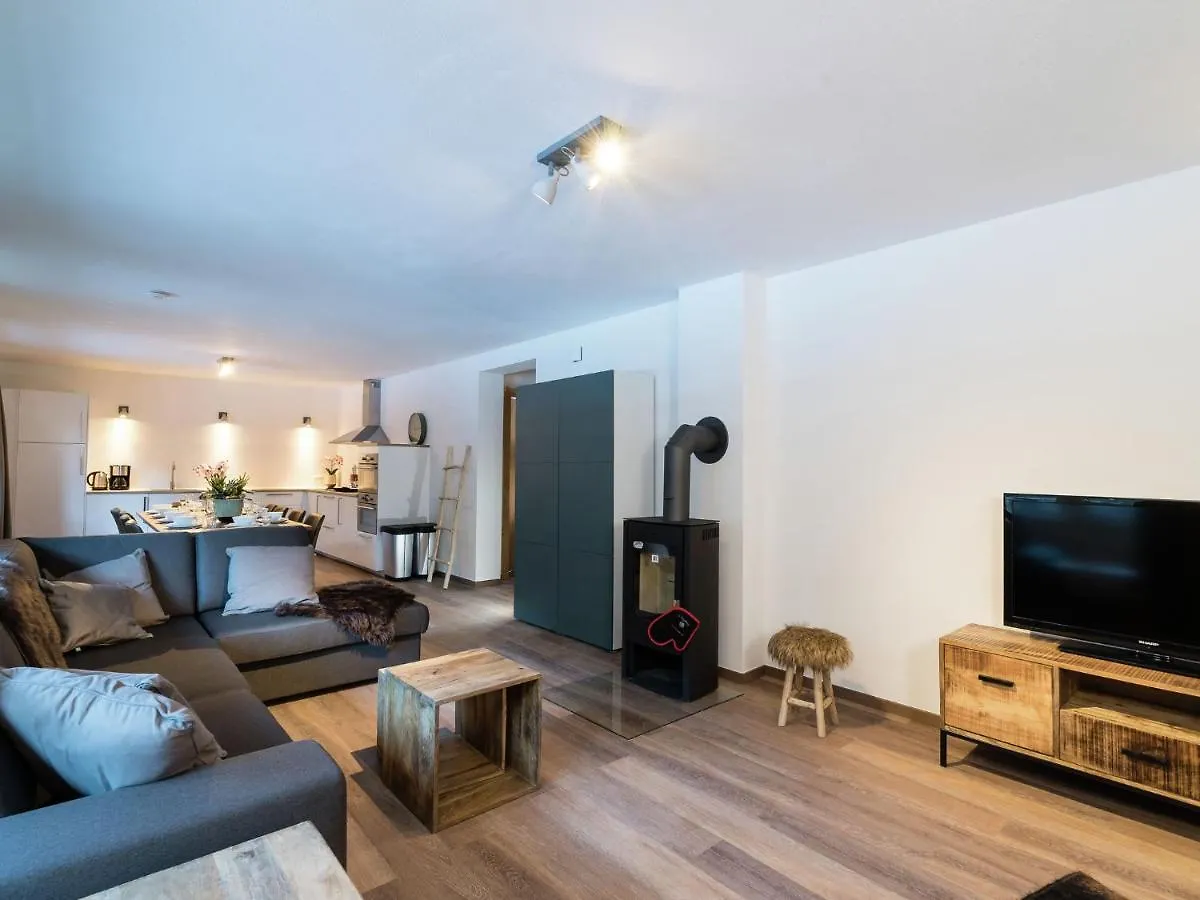 Charming Chalet With Sauna In Saalbach Hinterglemm 0*, Saalbach-Hinterglemm