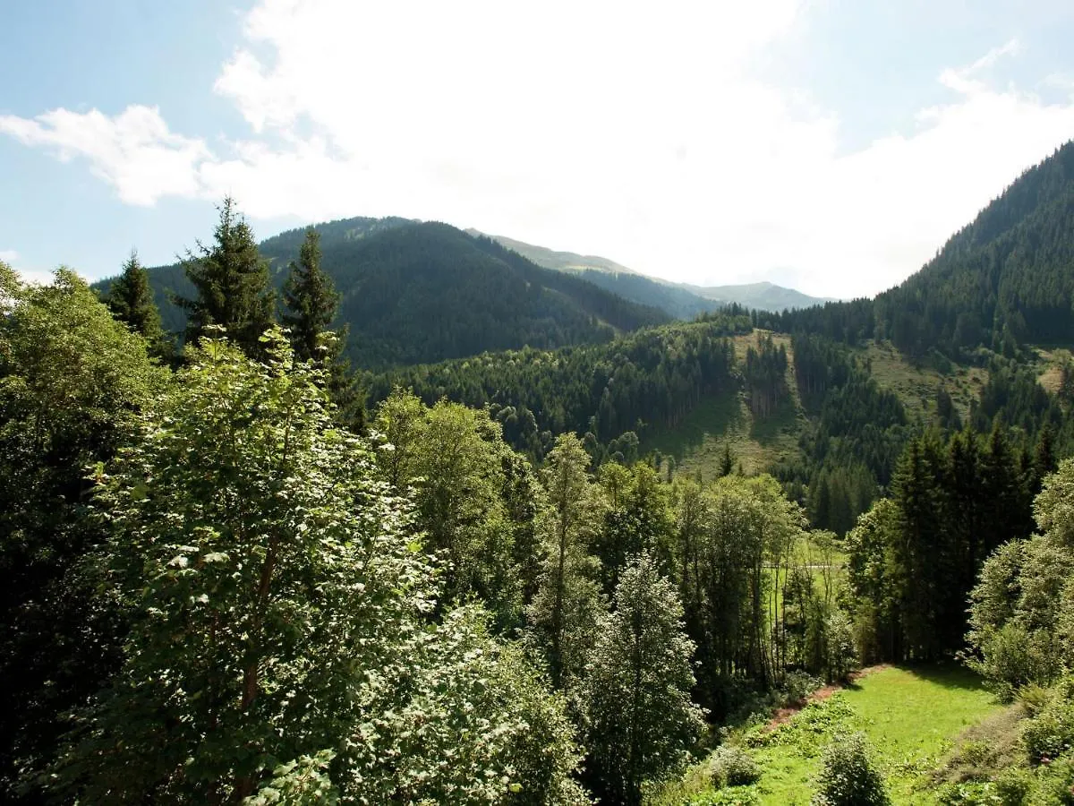 Charming Chalet With Sauna In Saalbach Hinterglemm